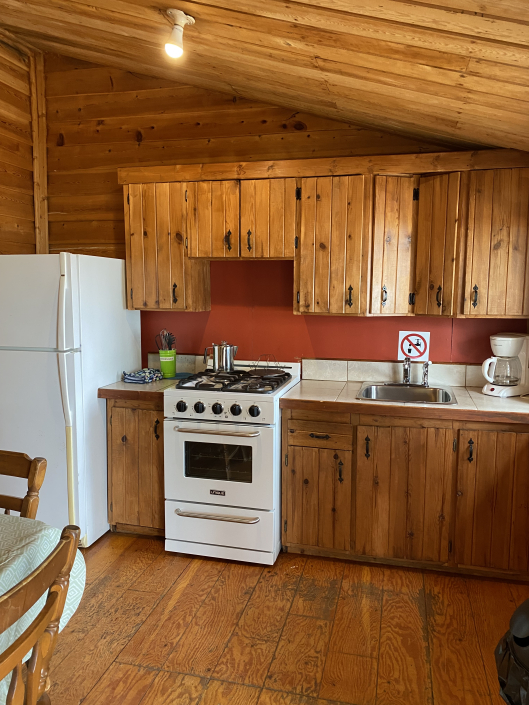 Cabin Cottage 3 — Pourvoirie Lac Dumoulin – Pourvoirie Lac Dumoulin