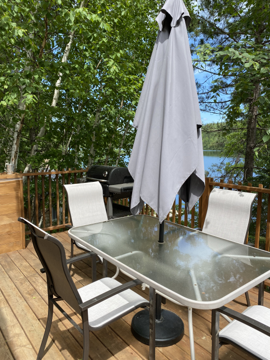 Chalet 9 — Pourvoirie Lac Dumoulin – Pourvoirie Lac Dumoulin