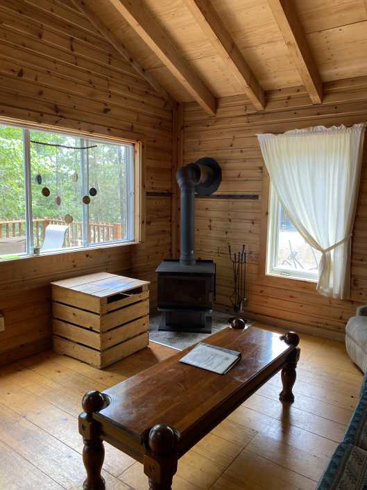 Chalet 9 — Pourvoirie Lac Dumoulin – Pourvoirie Lac Dumoulin