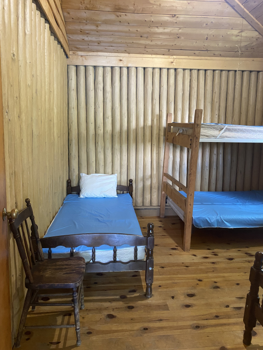 Chalet 5 – Pourvoirie Lac Dumoulin