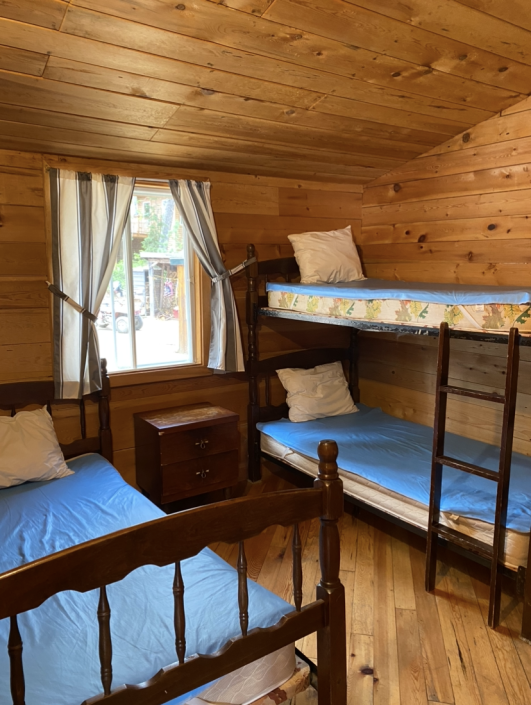 Cabin 4 – Pourvoirie Lac Dumoulin